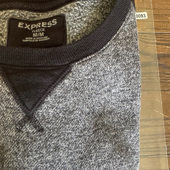 Express Men’s Medium Sweatshirt Crewneck Gray and Black  Faux Leather Shoulders - Picture 9 of 9